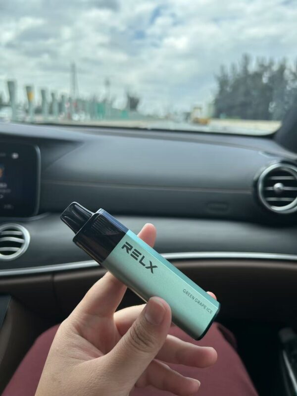 RELX 悅刻抛棄式8000口 有油就有電 透明油艙 高顔值